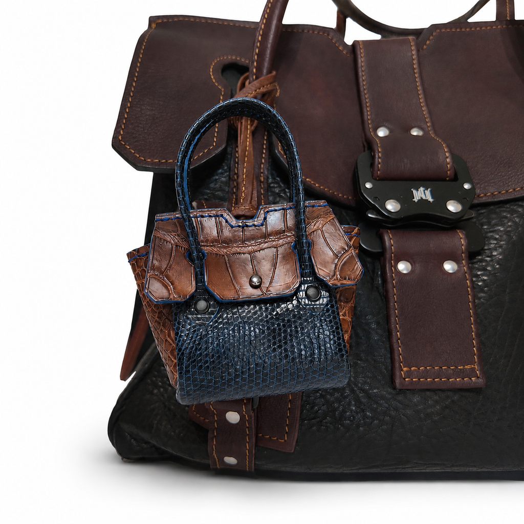 Charmbag MRLM — Cognac Croco & Navy Lizard