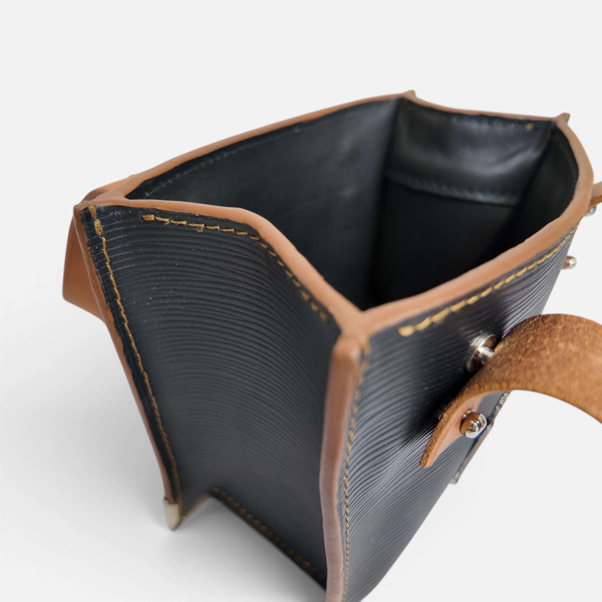 Removhand MRLM — Noir & Cognac